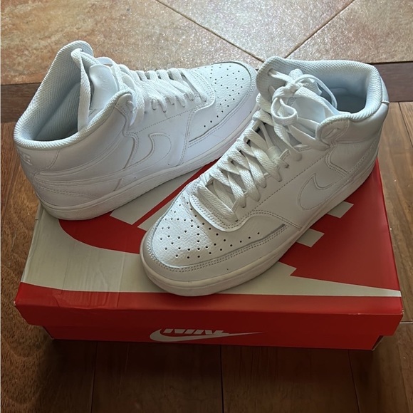 Nike Women’s Court Vision Mid - Picture 1 of 6